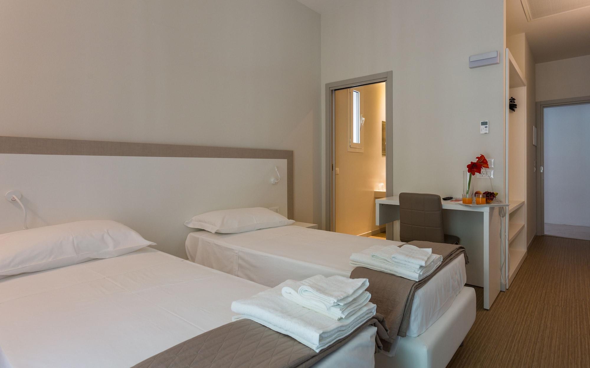 Hotel Amicizia Rimini Esterno foto