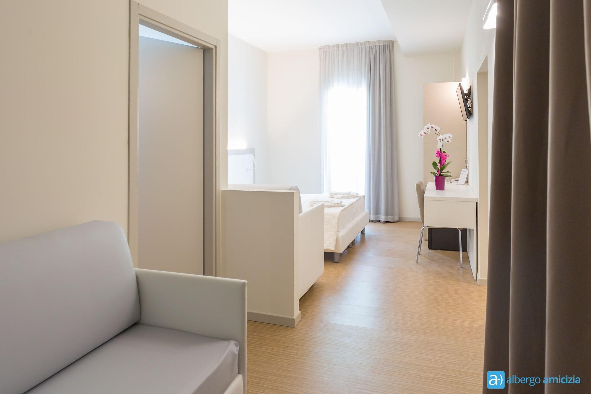 Hotel Amicizia Rimini Esterno foto