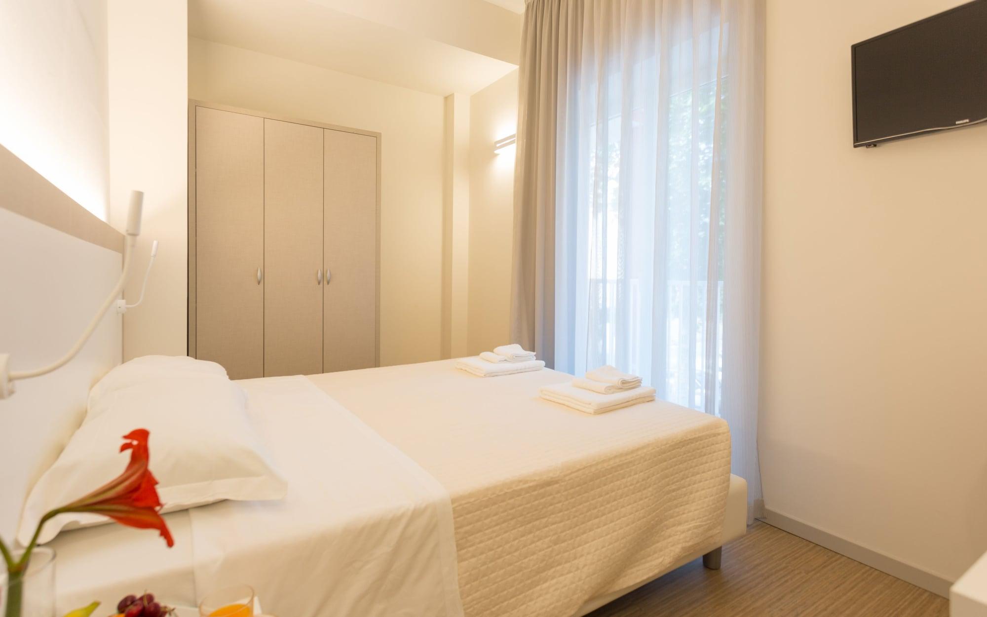 Hotel Amicizia Rimini Esterno foto