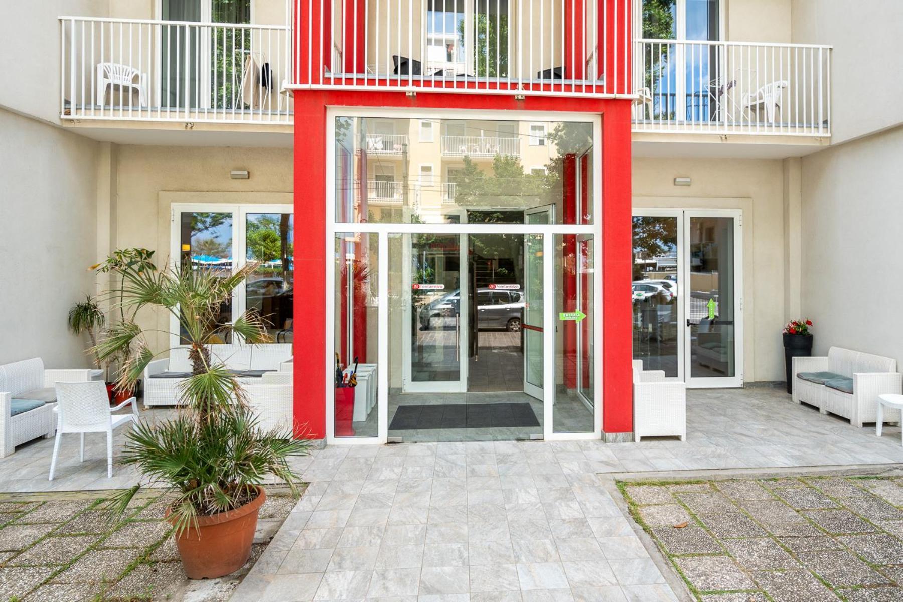 Hotel Amicizia Rimini Esterno foto
