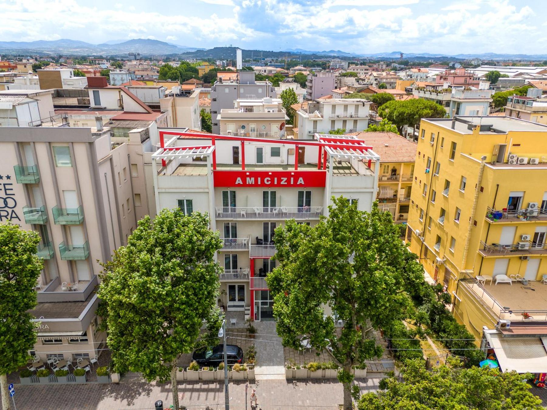 Hotel Amicizia Rimini Esterno foto